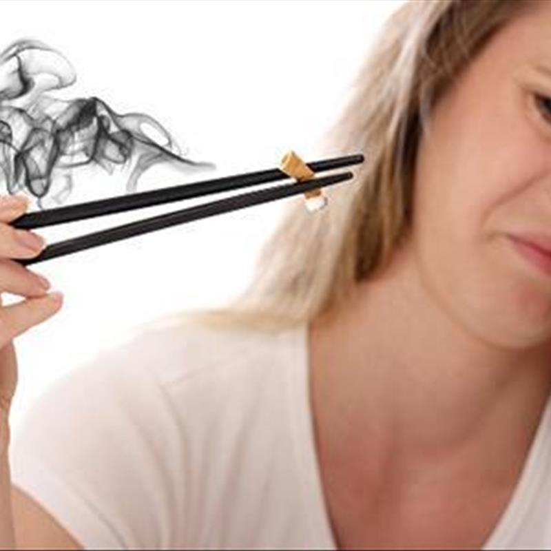 از بین بردن بوی بد سیگار در خانه، چاره چیه؟