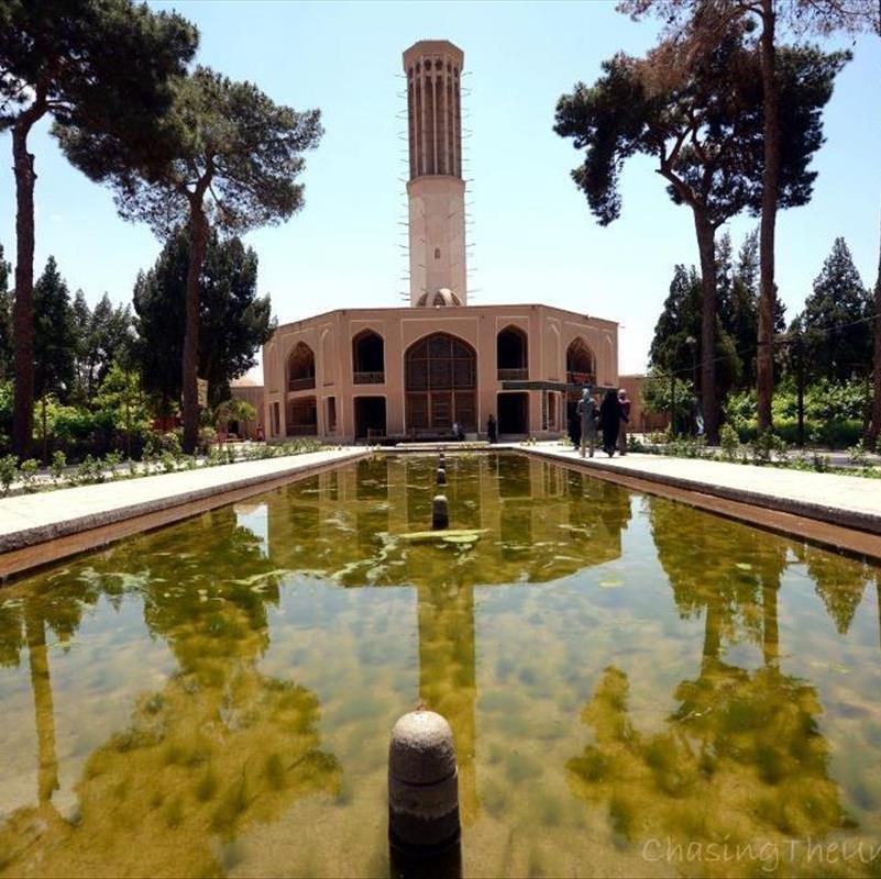 جاذبه های گردشگری یزد و معماری کویری