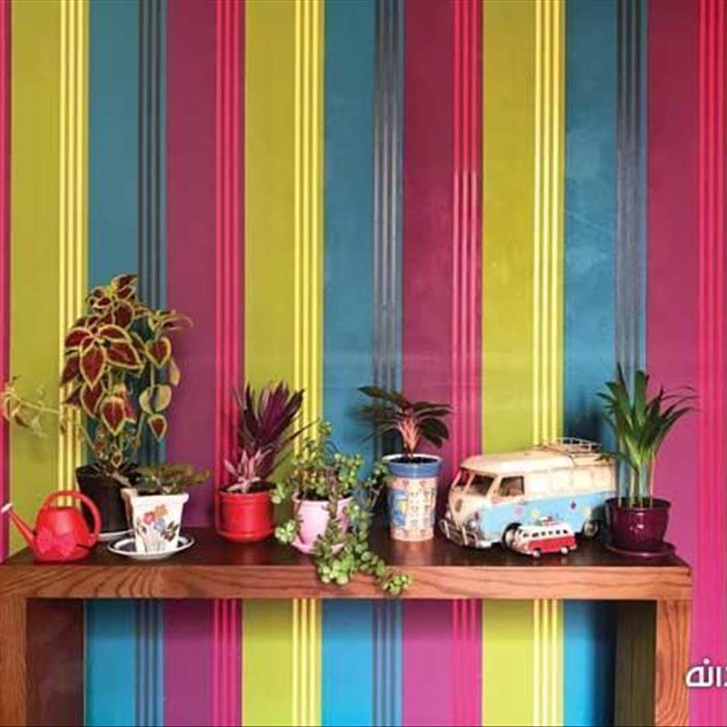 گل و گیاه آپارتمانی، سما گلدانها را در اتاقش نگه میدارد!