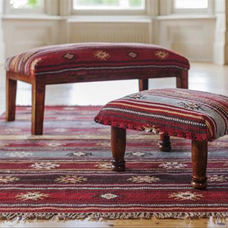 نقوش دوره سلجوقی، وقتی رنگ های قدیمی دوباره جان می گیرند!