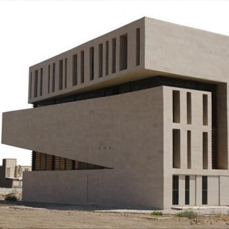 آپارتمان مسکونی آبادان دریچه ای برای تماشای پرواز هواپیماها