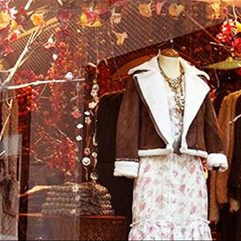 دکور پاییزی مغازه، ایده‌هایی که توجه خریدار را جلب می‌کند!