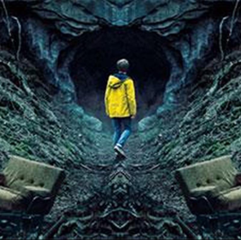 سریال Dark، خانه‌هایی که در زمان باقی می‌مانند