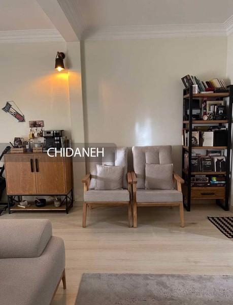 دکوراسیون نسکافه‌ای، ترکیب رنگی دلباز در خانه مهدیه و عرفان