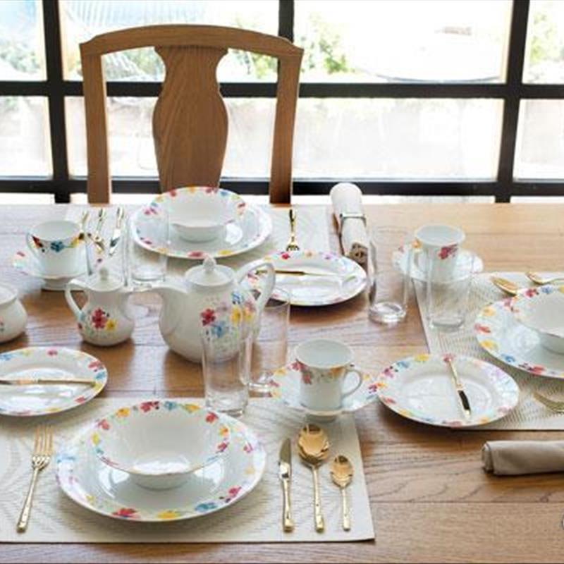 چیدمان میز صبحانه برای یک پذیرایی شیک و دل انگیز!