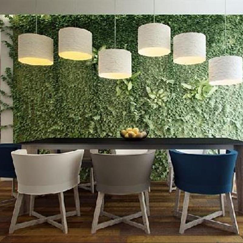 طراوت دکوراسیون منزل با طراحی باغچه عمودی!