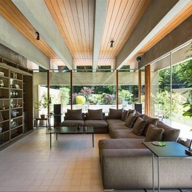 بهترین خانه مدرن جهان را در فضای سبز دلنشین ببینید!