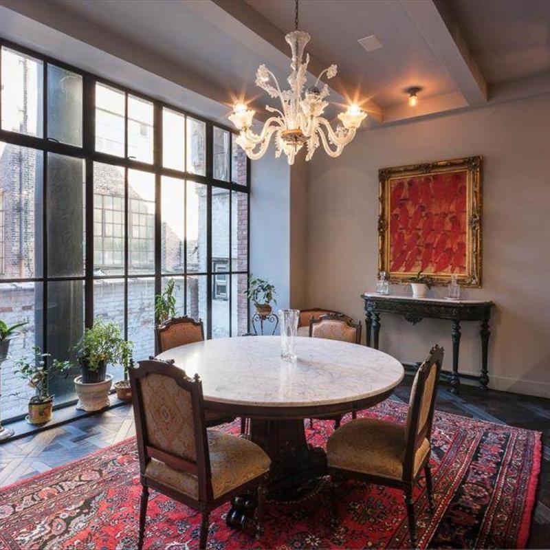 دکوراسیون آپارتمان تیلورسویفت در نیویورک با فرش های ایرانی!