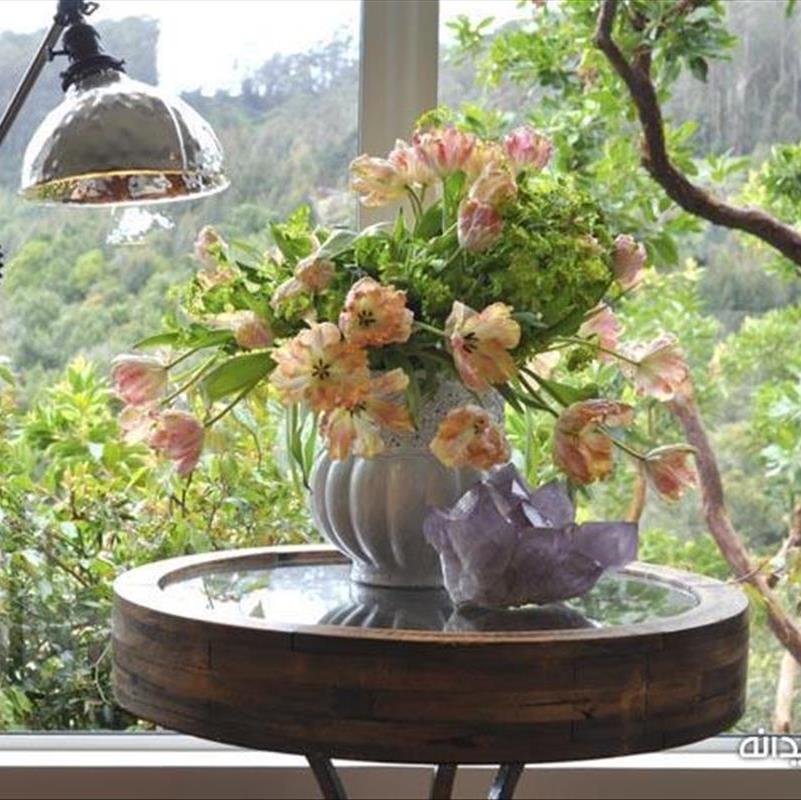 شادابی دکوراسیون منزل با گل‌آرایی ساده و زیبا